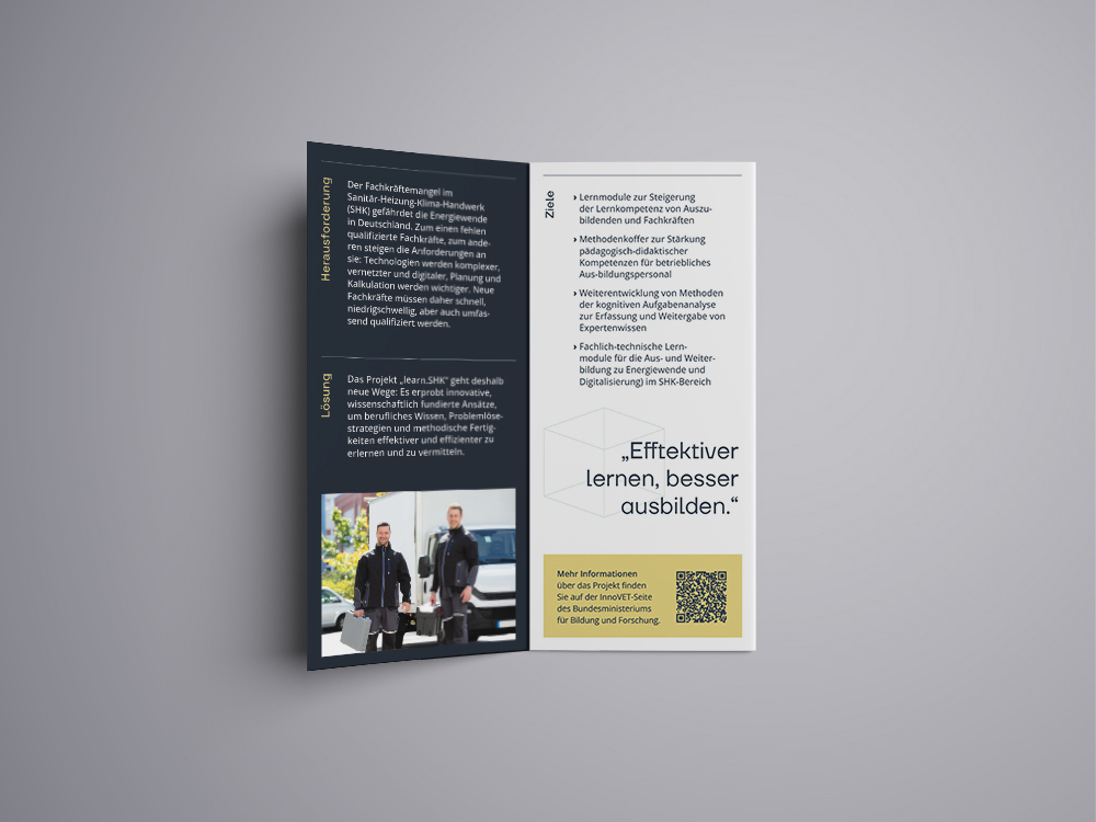 Abbildung der inneren Doppelseite des Flyers des Projekts learn.SHK.